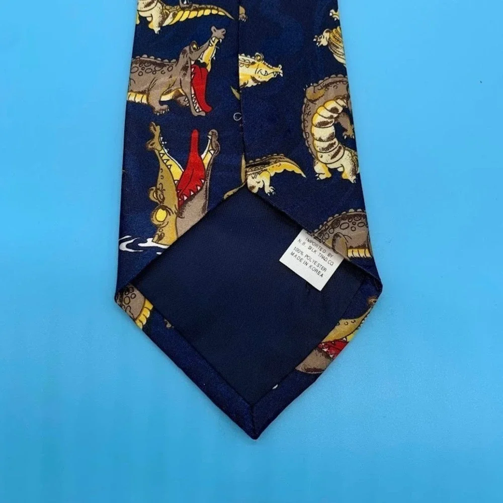 Vintage Renaissance Novelty Cartoon Alligators Hand Made Men's Classic Neck Tie